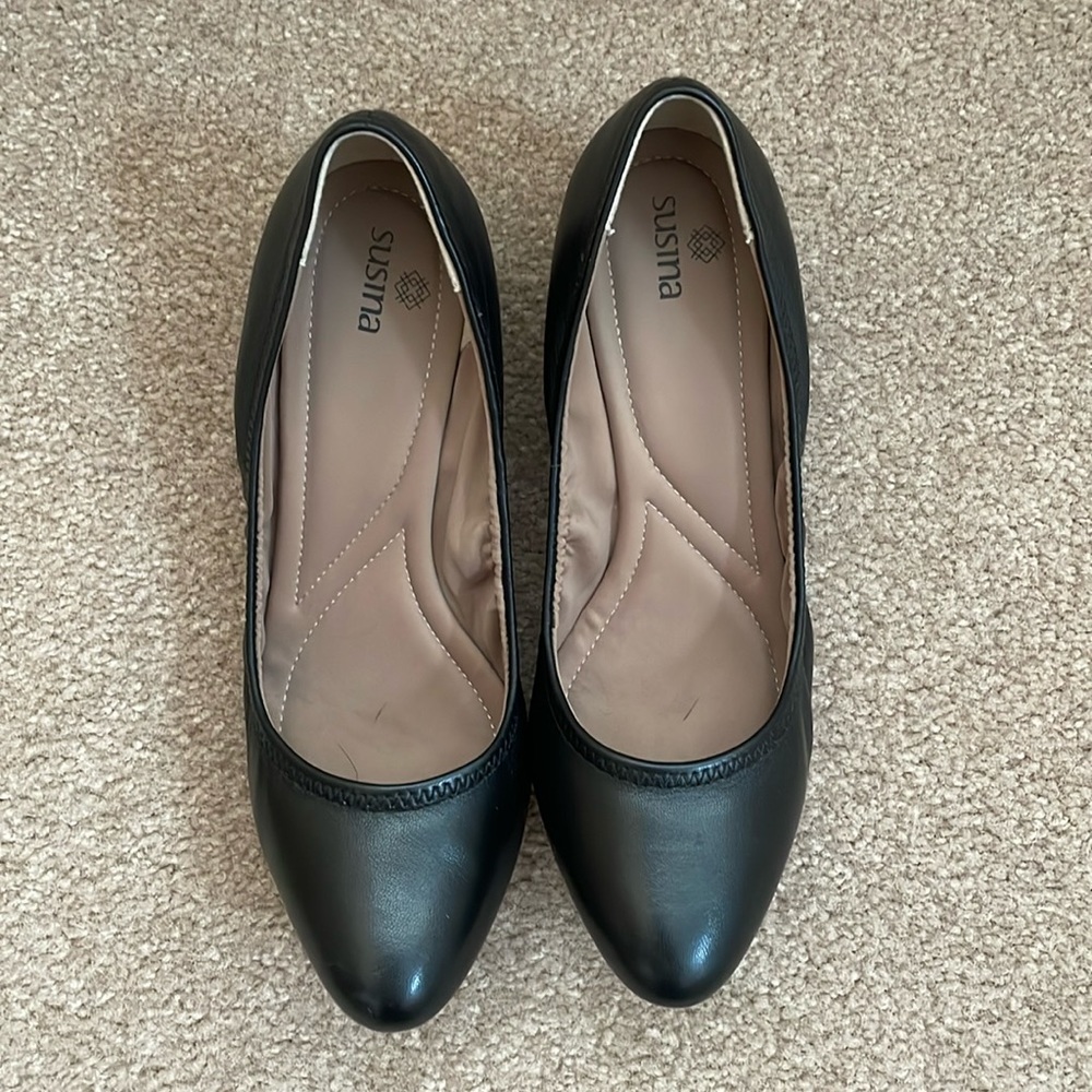 Susina Black Leather Dress Shoes- Women’s size 7